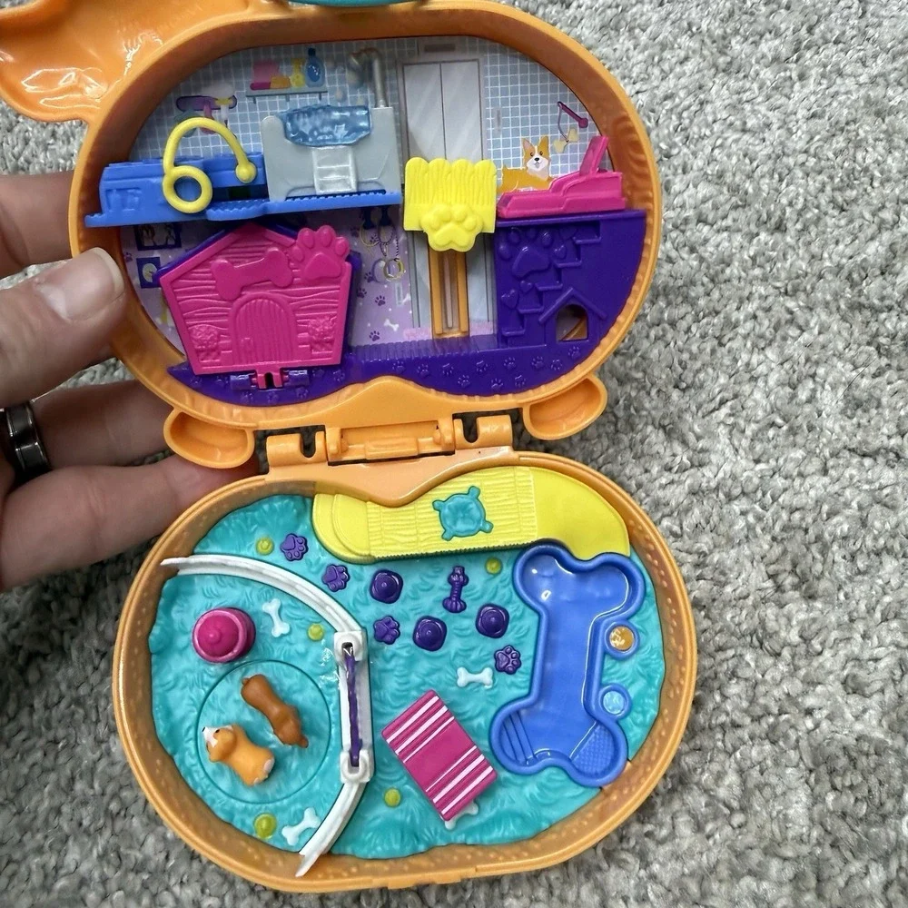 Polly Pockets Corgi Dog‎ playset w/ figures toys AS IS